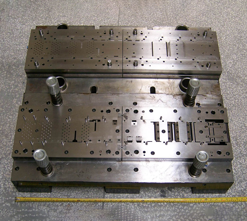 衝壓模具（jù）廠